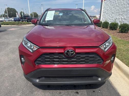 2020 Toyota RAV4 XLE Premium