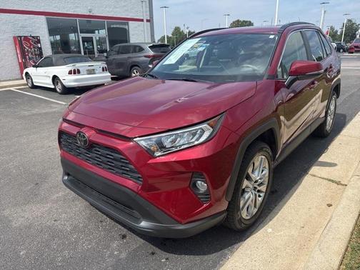 2020 Toyota RAV4 XLE Premium