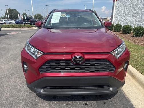 2020 Toyota RAV4 XLE Premium