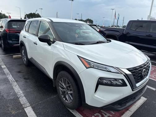 2021 Nissan Rogue S