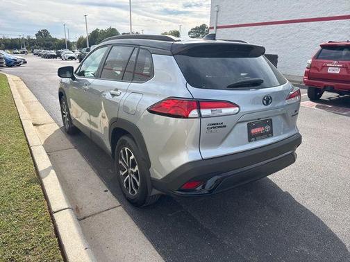 2025 Toyota Corolla Hybrid SE