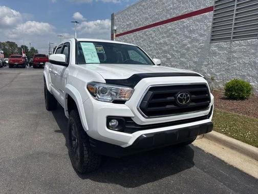 Ice Cap 2023 Toyota Tacoma SR5