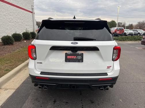 2023 Ford Explorer ST