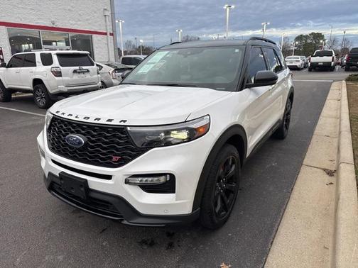 2023 Ford Explorer ST