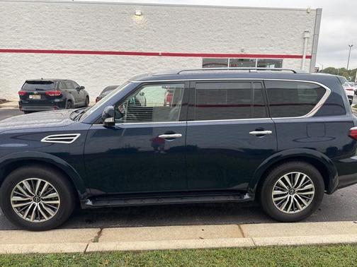 2023 Nissan Armada SL 4WD