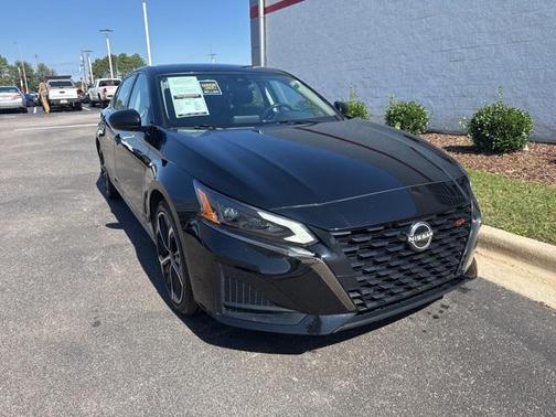 2024 Nissan Altima SR FWD