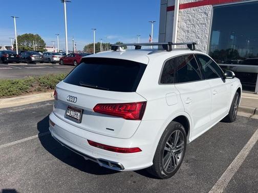 2020 Audi Q5 Premium Plus 55 TFSI e quattro S tronic