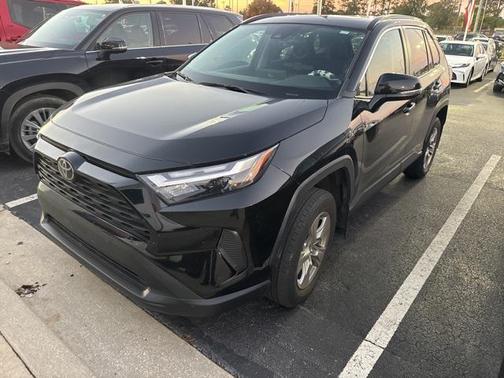 2024 Toyota RAV4 XLE