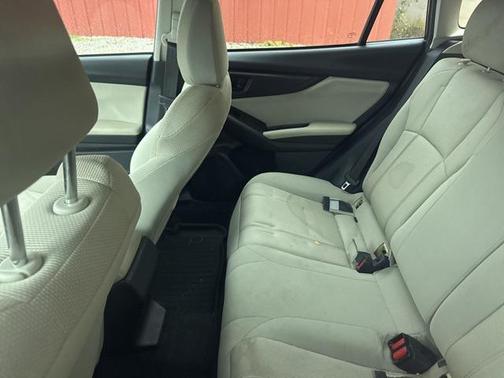 2019 Subaru Impreza 2.0i