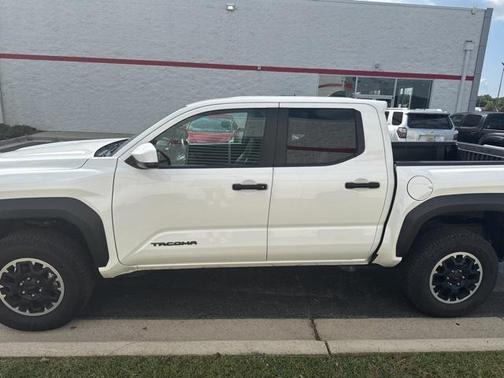 Ice Cap 2025 Toyota Tacoma TRD Off Road