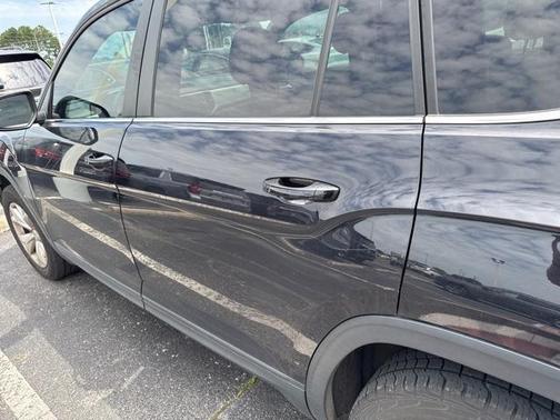 2018 Volkswagen Atlas 2.0T SE