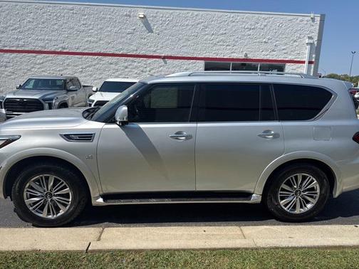 2020 INFINITI QX80 Luxe