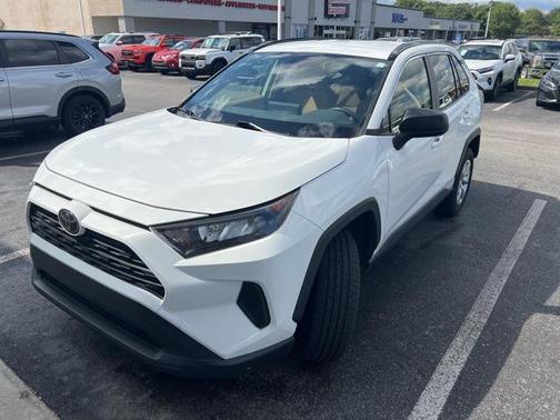 2019 Toyota RAV4 LE
