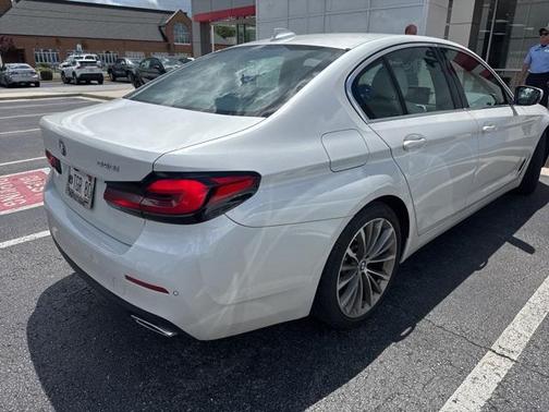 2021 BMW 540 540i