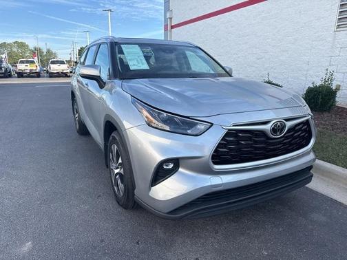 2023 Toyota Highlander XSE