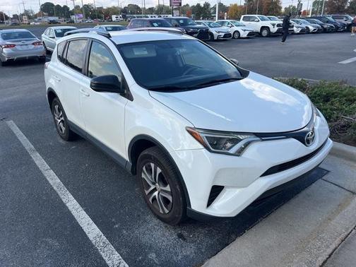 2016 Toyota RAV4 LE