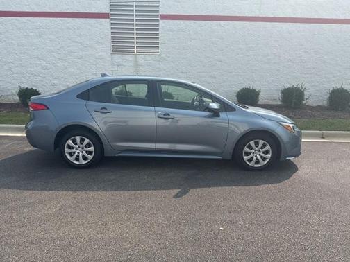 2024 Toyota Corolla Hybrid SE