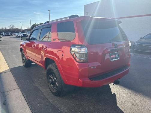 2022 Toyota 4Runner SR5