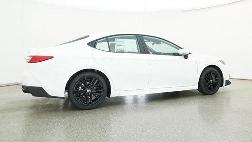 Ice Cap 2026 Toyota Camry SE