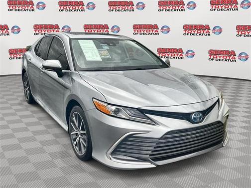2024 Toyota Camry Hybrid XLE