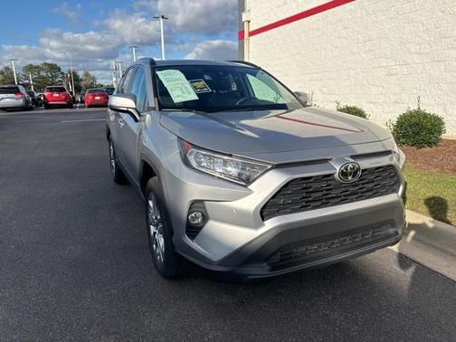 2021 Toyota RAV4 XLE Premium