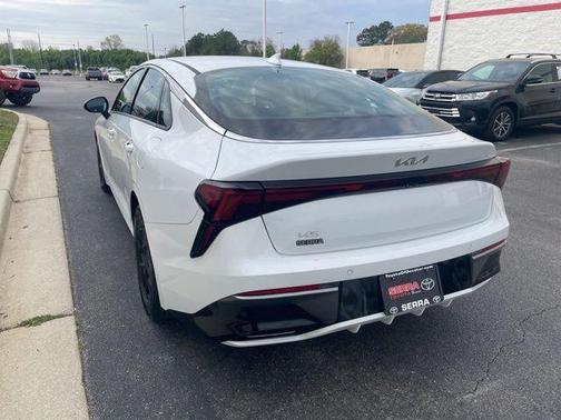 Snow White Pearl 2025 Kia K5 LXS