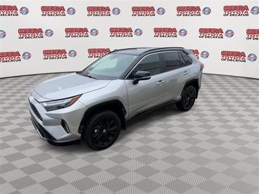 2024 Toyota RAV4 Hybrid SE