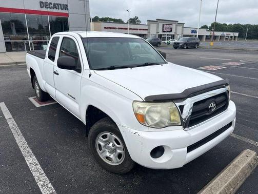Super White 2005 Toyota Tacoma Access Cab