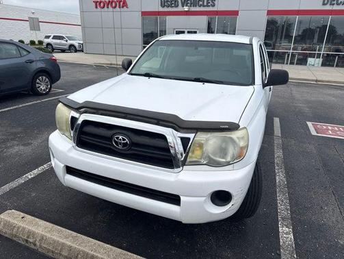 Super White 2005 Toyota Tacoma Access Cab