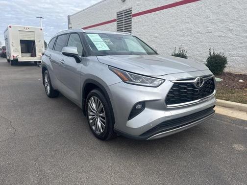 2024 Toyota Highlander Platinum