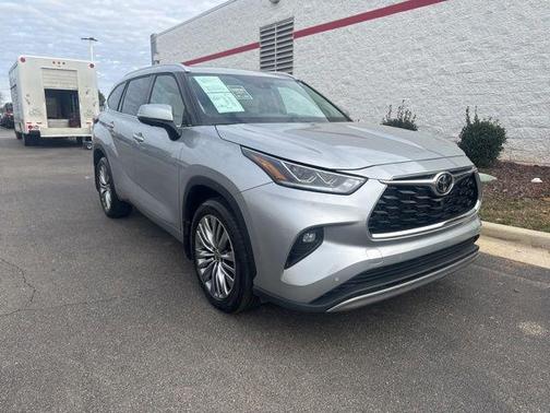 2024 Toyota Highlander Platinum
