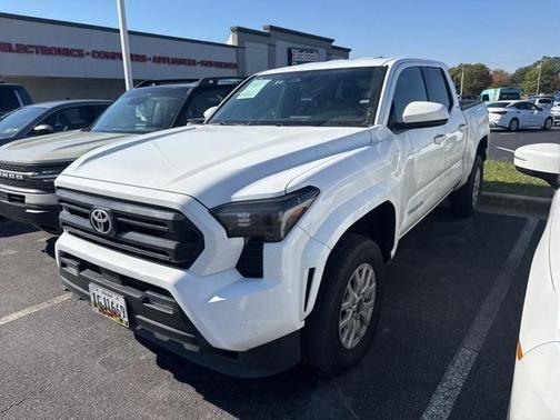 2024 Toyota Tacoma SR5