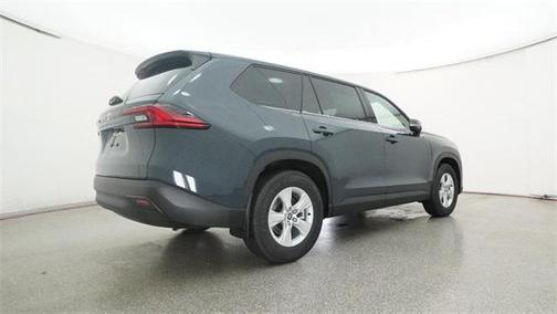 2026 Toyota Highlander LE