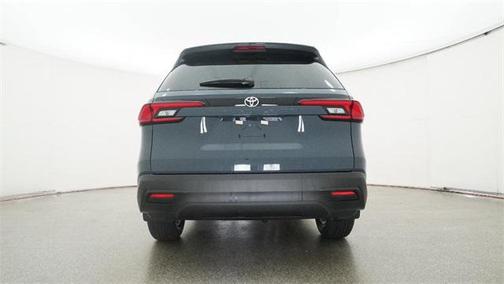 2026 Toyota Highlander LE