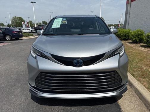 2021 Toyota Sienna Platinum 7 Passenger