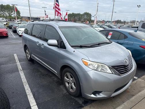 2013 Toyota Sienna LE