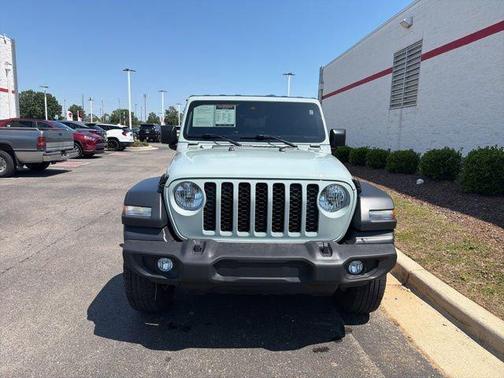 Earl Clearcoat 2024 Jeep Wrangler Sport S