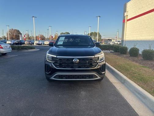 2024 Volkswagen Atlas Cross Sport 2.0T SE