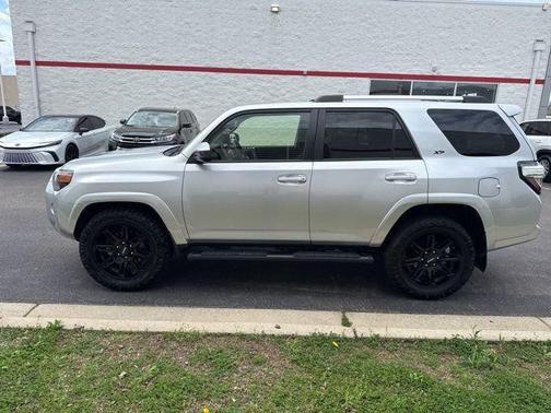 2021 Toyota 4Runner SR5