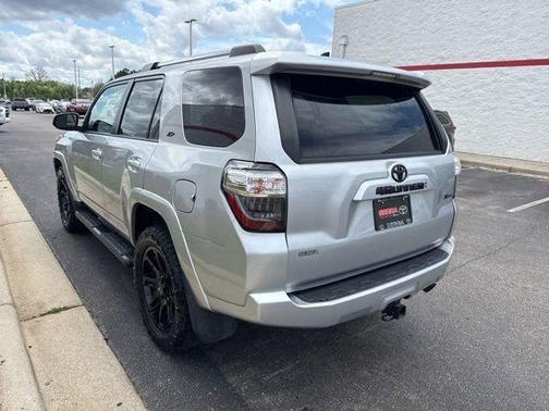 2021 Toyota 4Runner SR5