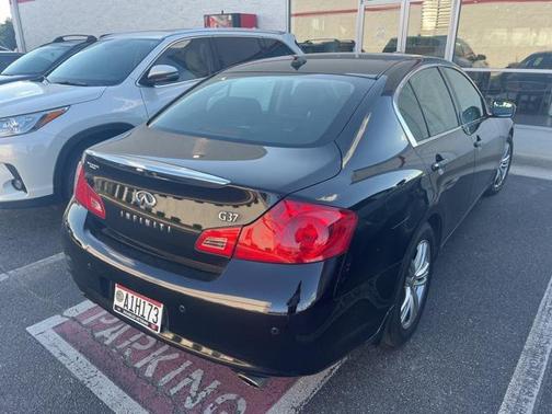 2013 INFINITI G37 Journey