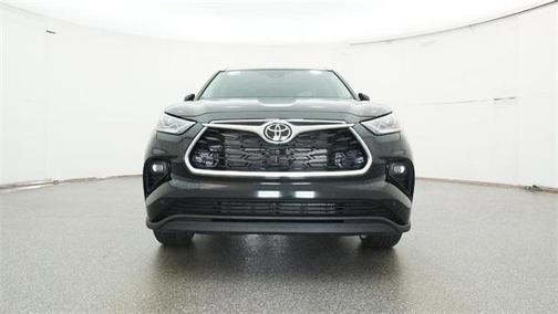 2026 Toyota Highlander Hybrid Limited
