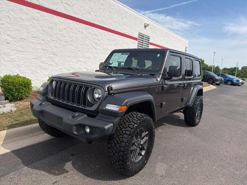 Granite Crystal Metallic Clearcoat 2025 Jeep Wrangler Sport S