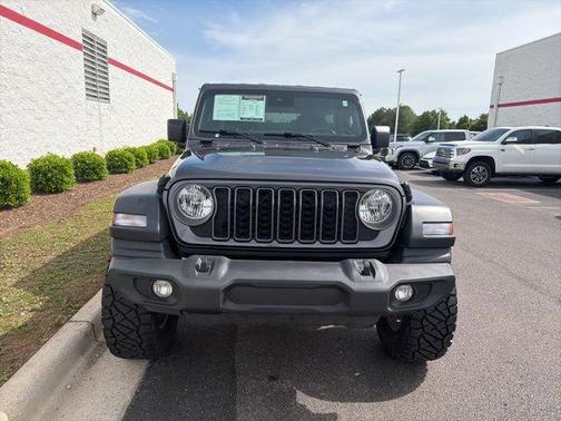Granite Crystal Metallic Clearcoat 2025 Jeep Wrangler Sport S