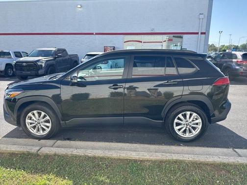 2022 Toyota Corolla Cross LE