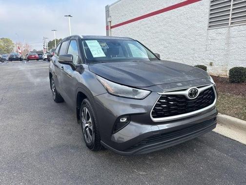 2024 Toyota Highlander XLE