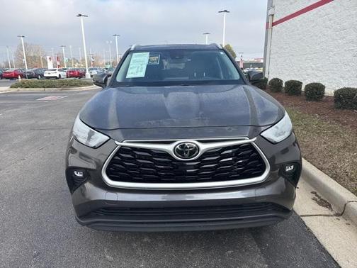 2024 Toyota Highlander XLE