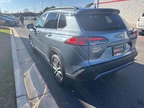 2024 Toyota Corolla Cross XLE