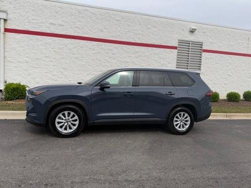 Storm Cloud 2025 Toyota Grand Highlander XLE