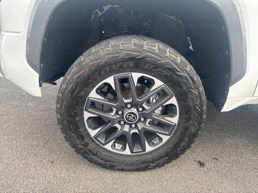 2024 Toyota Tundra Hybrid Limited